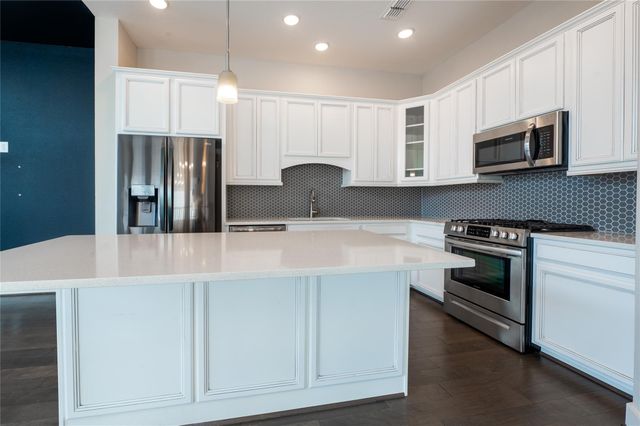 963 Lilly Flower Lane, Houston, TX 77091