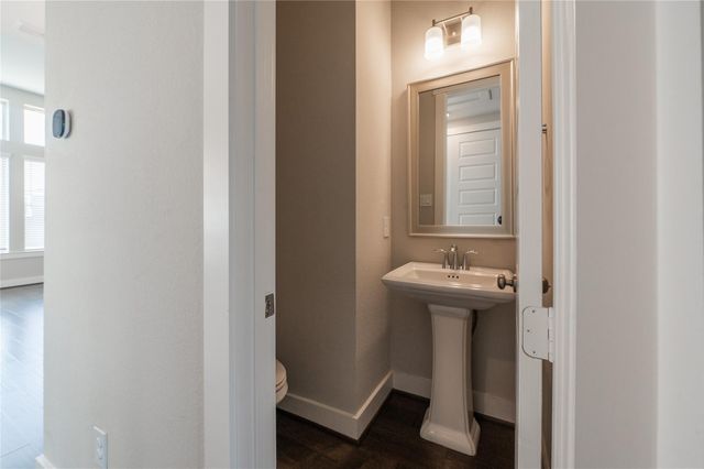 963 Lilly Flower Lane, Houston, TX 77091