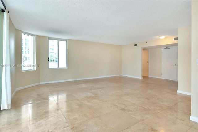 5900 Collins Ave 408, Miami Beach, FL 33140