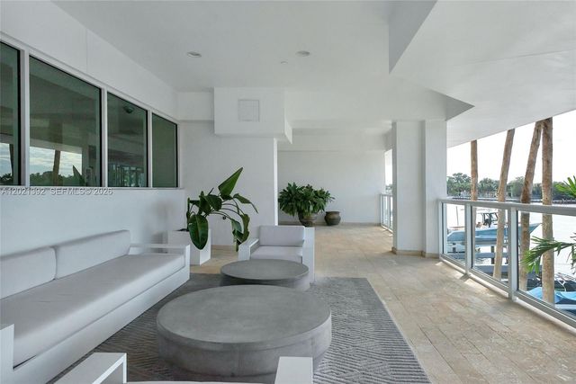 5900 Collins Ave 408, Miami Beach, FL 33140