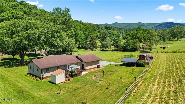 1328 Gap Creek Road, Elizabethton, TN 37643