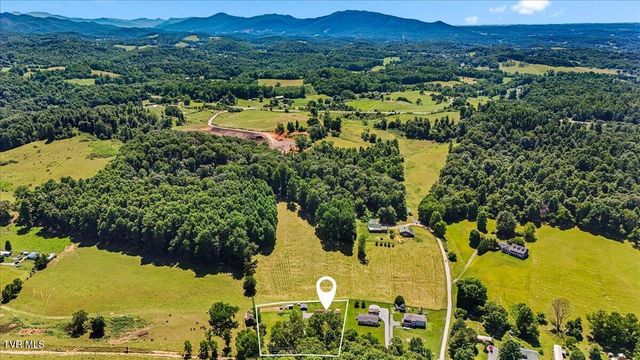 1328 Gap Creek Road, Elizabethton, TN 37643