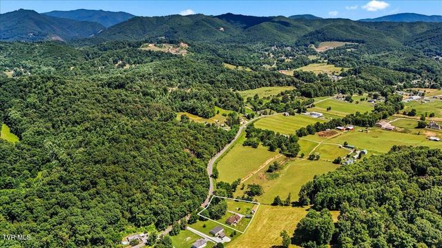 1328 Gap Creek Road, Elizabethton, TN 37643
