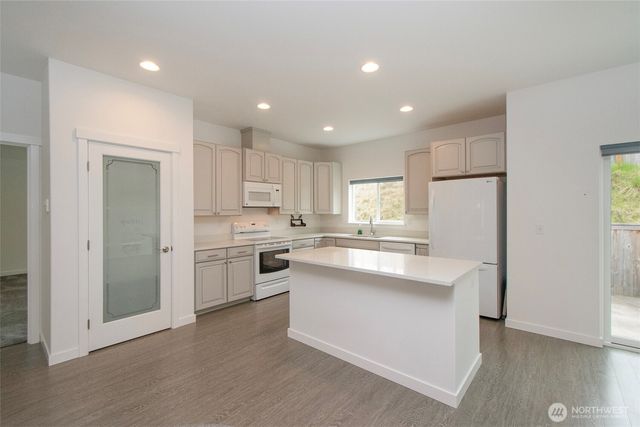 30 Nimbus Lane, Sequim, WA 98382