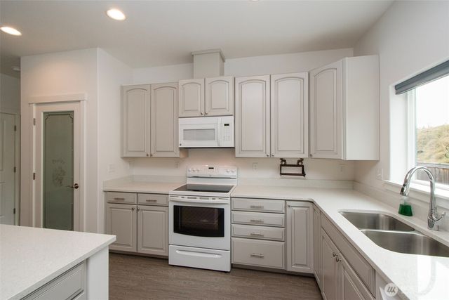30 Nimbus Lane, Sequim, WA 98382
