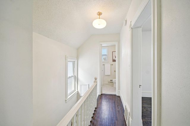 147 Morton Street W, West Saint Paul, MN 55107