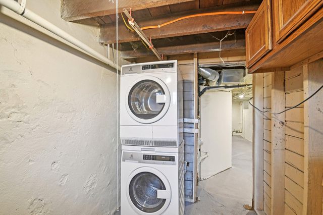 147 Morton Street W, West Saint Paul, MN 55107