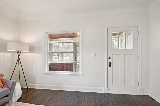 147 Morton Street W, West Saint Paul, MN 55107