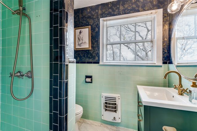 4019 Medford Road, Fort Worth, TX 76103