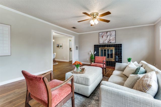 4019 Medford Road, Fort Worth, TX 76103