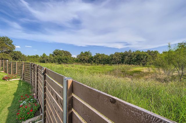 1102 Simmental LOOP, Hutto, TX 78634
