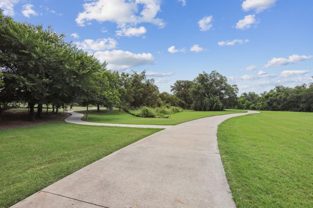 1102 Simmental LOOP, Hutto, TX 78634