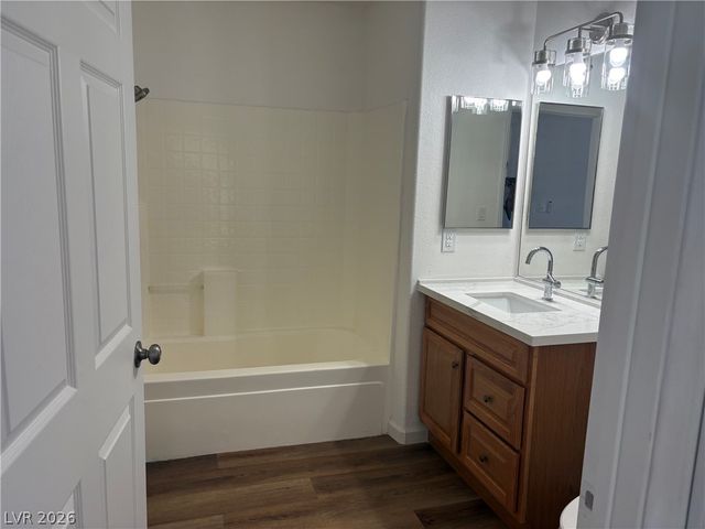 5310 Portavilla Court 101, Las Vegas, NV 89122