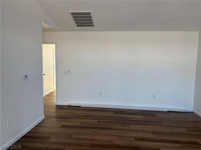 5310 Portavilla Court 101, Las Vegas, NV 89122