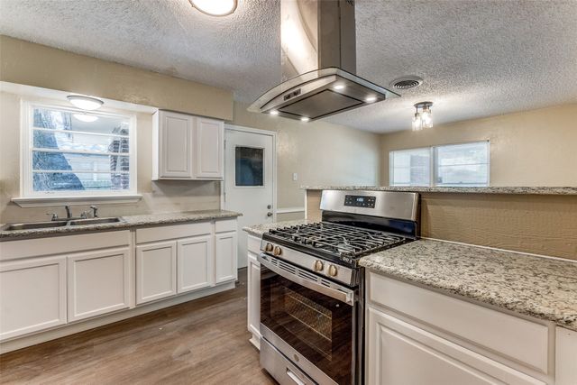 10630 Coogan Drive, Dallas, TX 75229