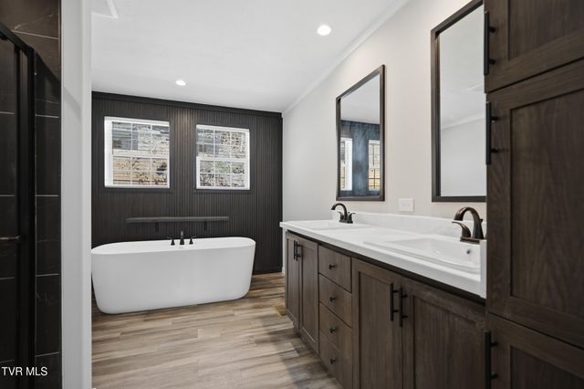 1223 East Front Street, Coeburn, VA 24230