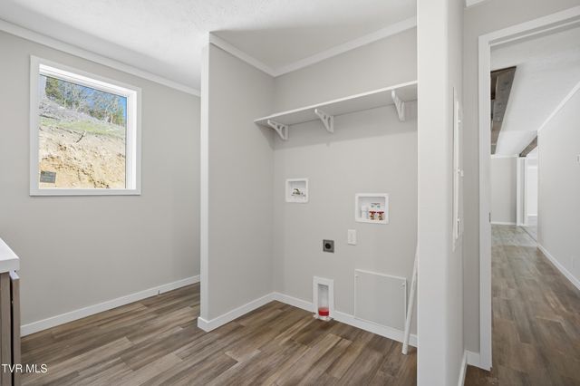 1223 East Front Street, Coeburn, VA 24230