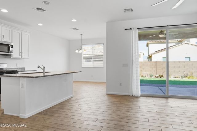 9785 E Copper Glance Trail, Tucson, AZ 85747