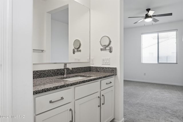 9785 E Copper Glance Trail, Tucson, AZ 85747