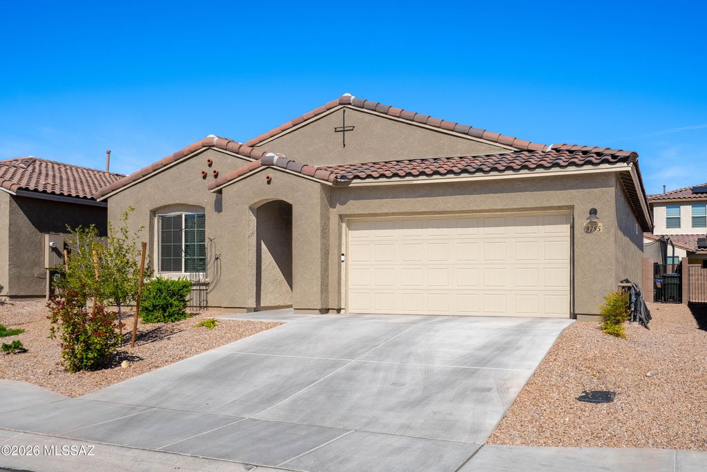 9785 E Copper Glance Trail, Tucson, AZ 85747