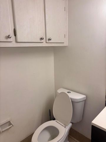 2213 NE 1st Court 103, Boynton Beach, FL 33435