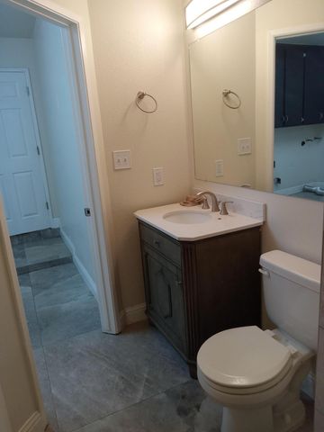 27122 Rd 56, Visalia, CA 93277