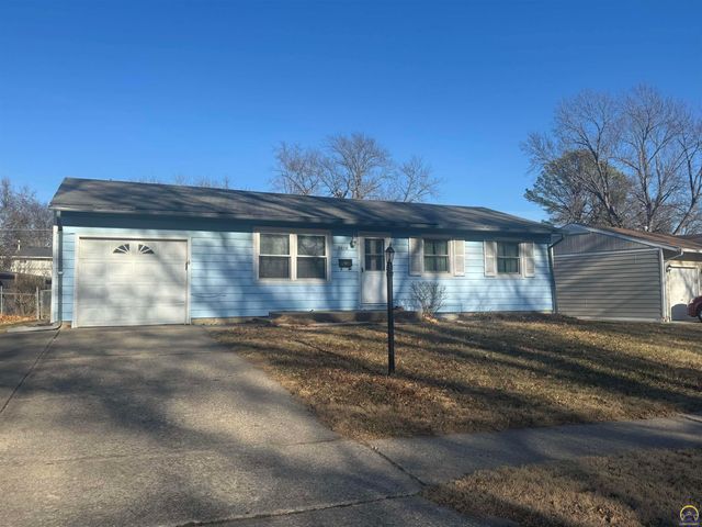 5236 SW 27th ST, Topeka, KS 66523