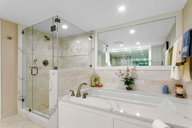 5070 N Ocean Drive 10c, Singer Island, FL 33404