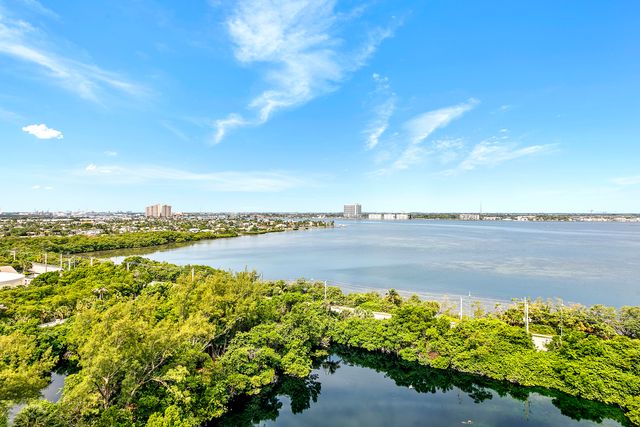 5070 N Ocean Drive 10c, Singer Island, FL 33404