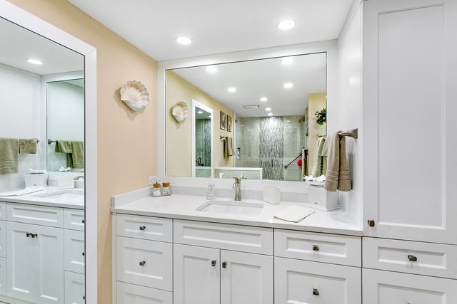 5070 N Ocean Drive 10c, Singer Island, FL 33404