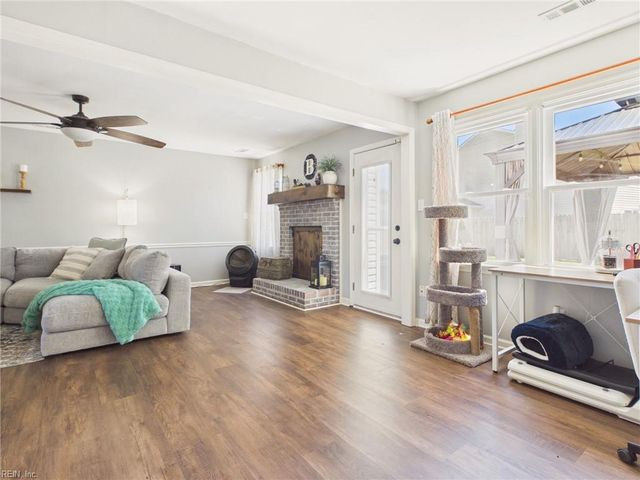 4005 Inglewood CT, Virginia Beach, VA 23456