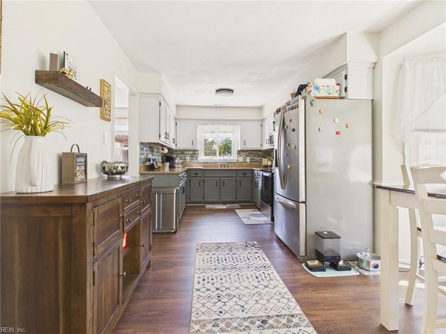 4005 Inglewood CT, Virginia Beach, VA 23456