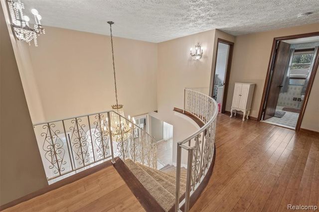 4041 Twin Lakes Court, Shelby Twp, MI 48316