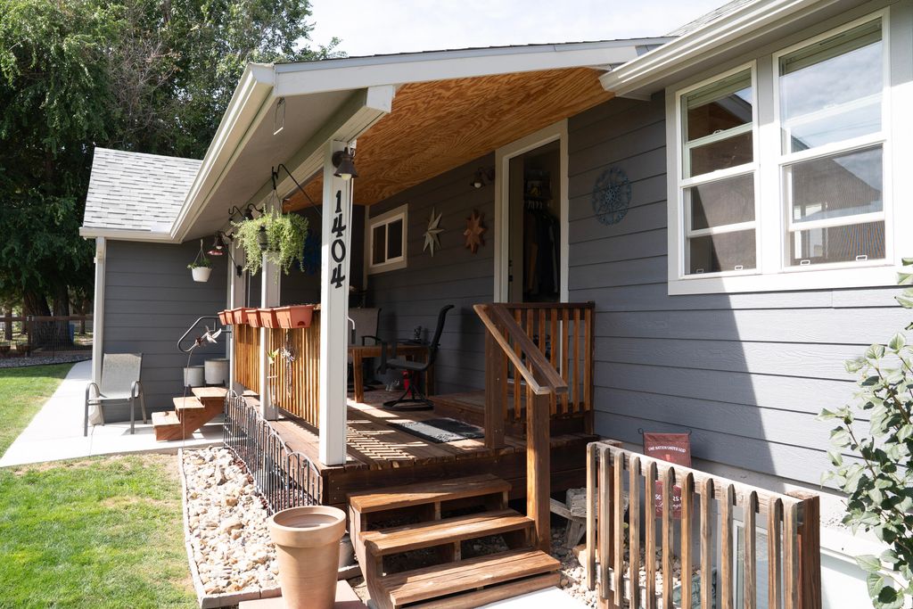 1404 Bowman Avenue, Sheridan, WY 82801 photo 4
