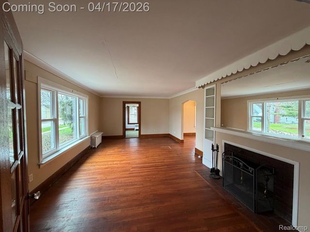12100 Elmview Street, Romulus, MI 48174