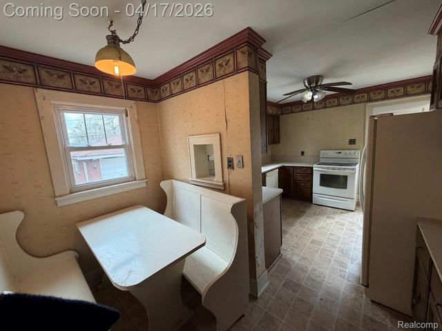 12100 Elmview Street, Romulus, MI 48174