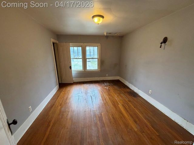 12100 Elmview Street, Romulus, MI 48174