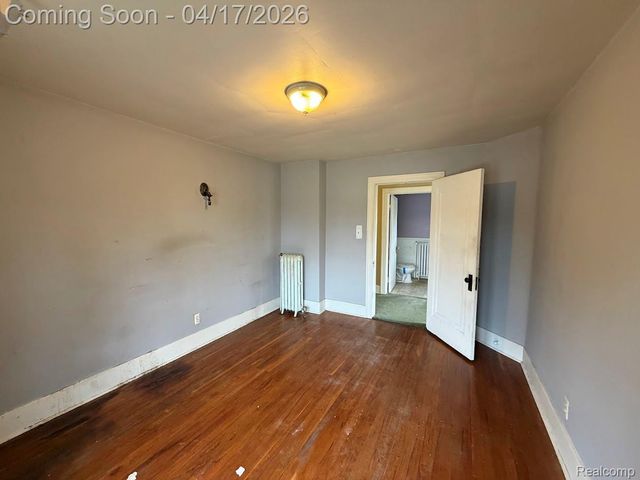 12100 Elmview Street, Romulus, MI 48174
