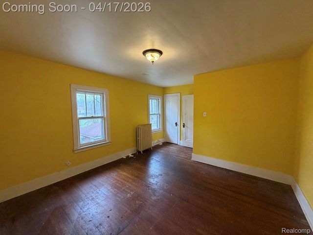 12100 Elmview Street, Romulus, MI 48174