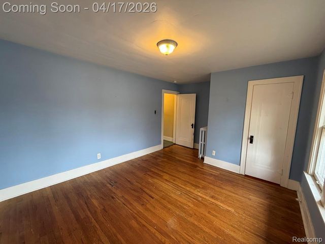 12100 Elmview Street, Romulus, MI 48174