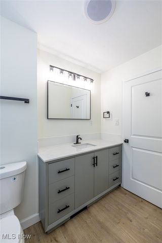 12274 Ridge Rd, North Royalton, OH 44133