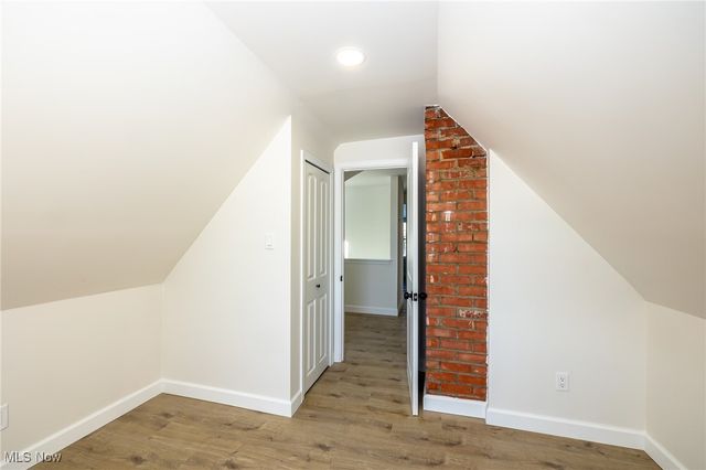 12274 Ridge Rd, North Royalton, OH 44133