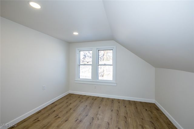 12274 Ridge Rd, North Royalton, OH 44133