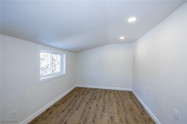 12274 Ridge Rd, North Royalton, OH 44133