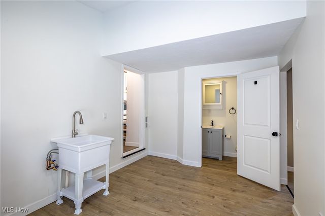 12274 Ridge Rd, North Royalton, OH 44133