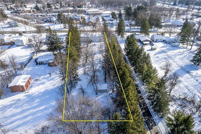 12274 Ridge Rd, North Royalton, OH 44133