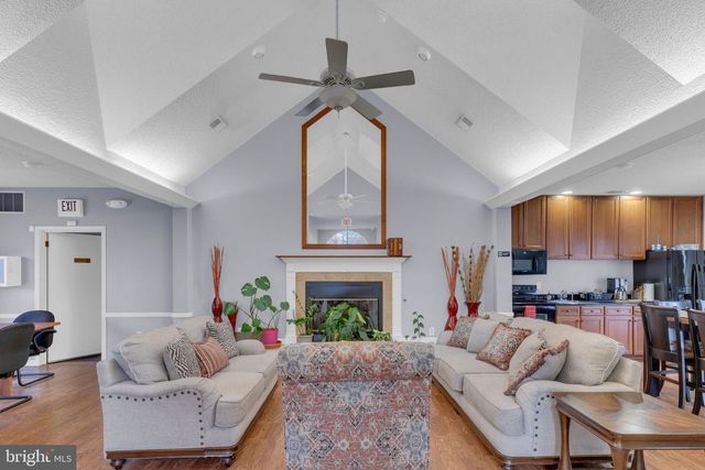 36 APACHE CT, Absecon, NJ 08205