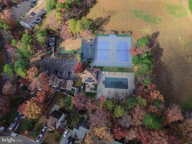 36 APACHE CT, Absecon, NJ 08205