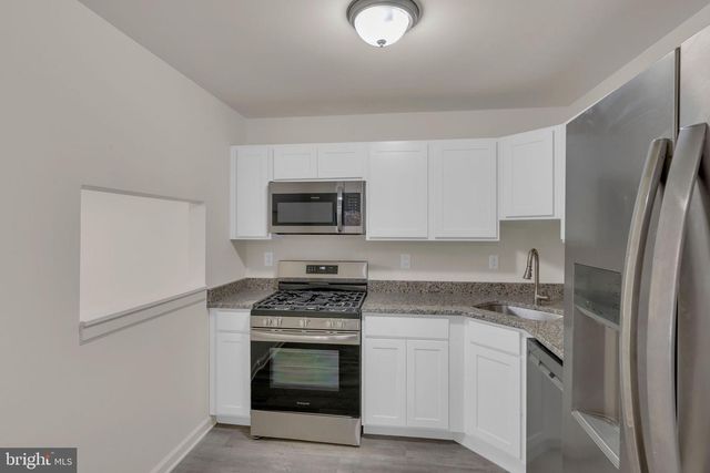36 APACHE CT, Absecon, NJ 08205