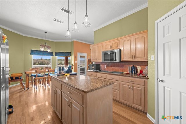 1078 Pecan Creek Road, Killeen, TX 76549